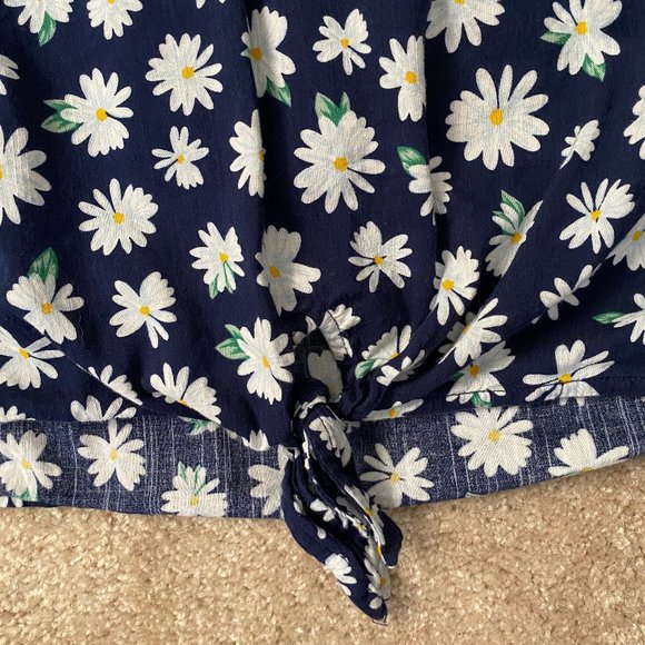 Old Navy Daisy-Print Tie-Front Tank XS - Picture 5 of 7